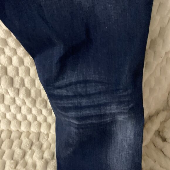 Women’s Plus SZ 21 Dark Wash Mid Rise Distressed Slim Straight Jeans Stretch - Picture 14 of 14